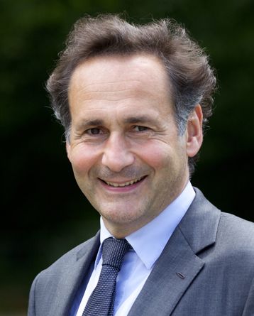 Conférence Politique et société avec Pierre-Olivier Sur