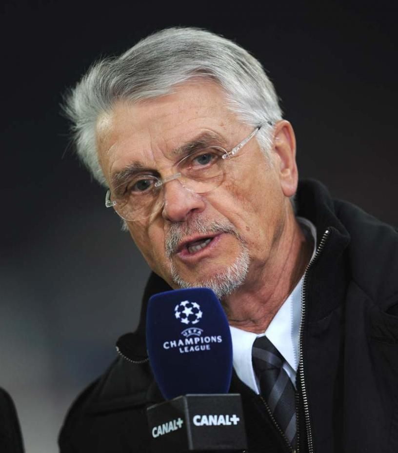 Conférence Esprit d'équipe et collectif avec Aimé Jacquet